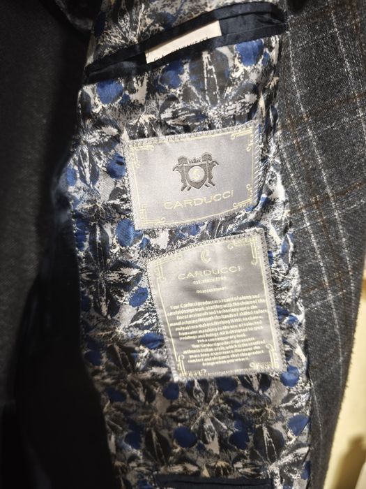 Мъжко сако Carducci Slim Fit – размер 56 (L / XL) – елегантно каре