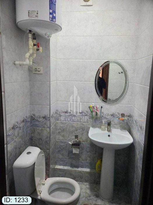 Pridasgir tarafda 4 xonali kvartira sotiladi tayyor №1233