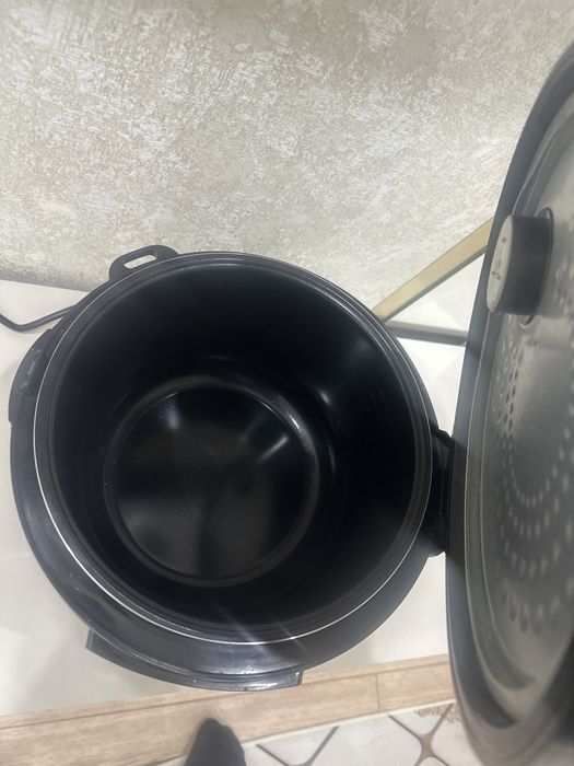 Продается мультиварка polaris