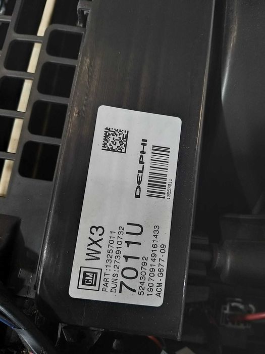 Tulumba clima aer bord opel insignia a 13257011 273910732