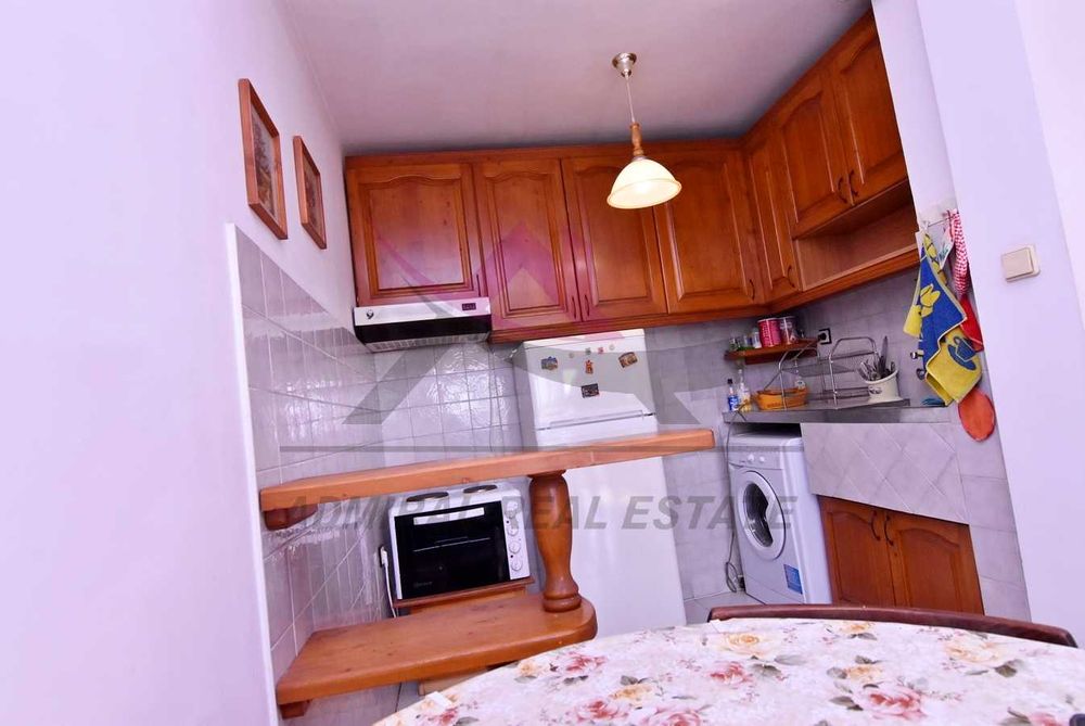 Дава се под наем Двустаен апартамент в Варна, Колхозен пазар - 65 кв.м за 475 € - Снимка #1