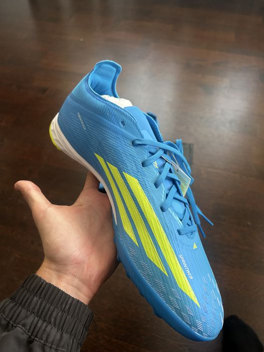 Ghete de fotbal adidas F50 PRO TF,marimea 46,5.