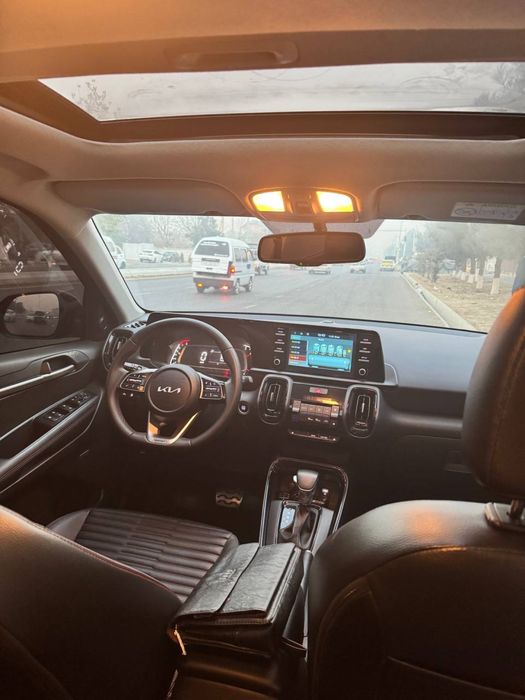 Kia Sonet 2024 yil 3pozitsiya full