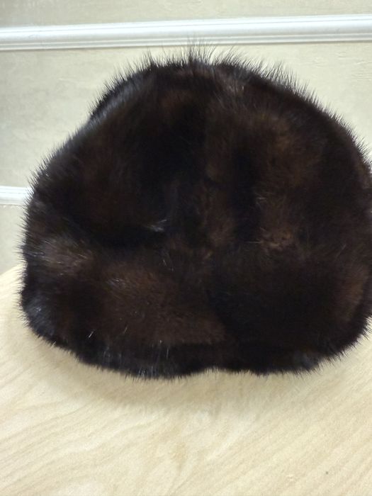 Продам шапки  натуральный мех