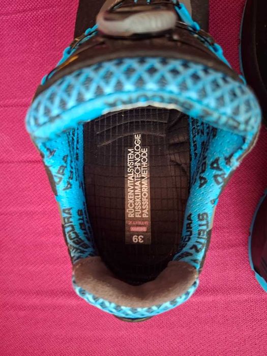 Pantofi Steitz Secura VD PRO 1500 BOA S2 SRC ESD gen UVEX marimea 39