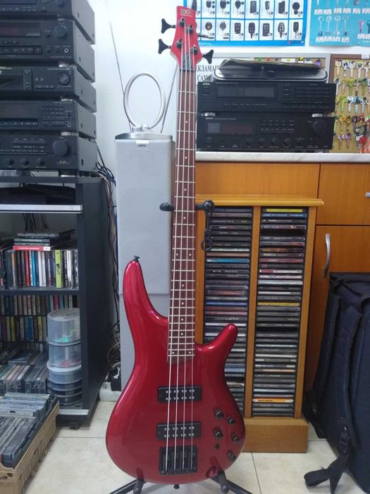 Бас китара Ibanez SR300EB-CA Candy Apple