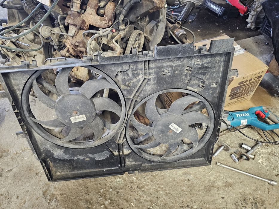 Electroventilatoare Peugeot Boxer 2.2 HDI 4HV an 2008