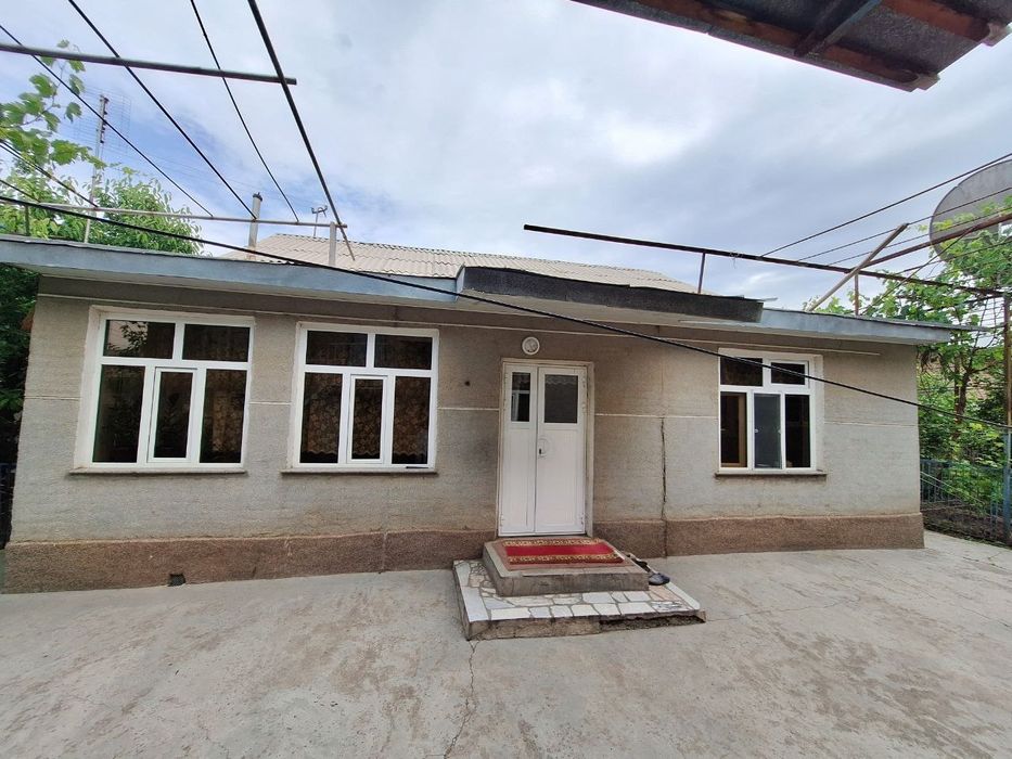 Продается  2 жилых дома на участке из 6 соток