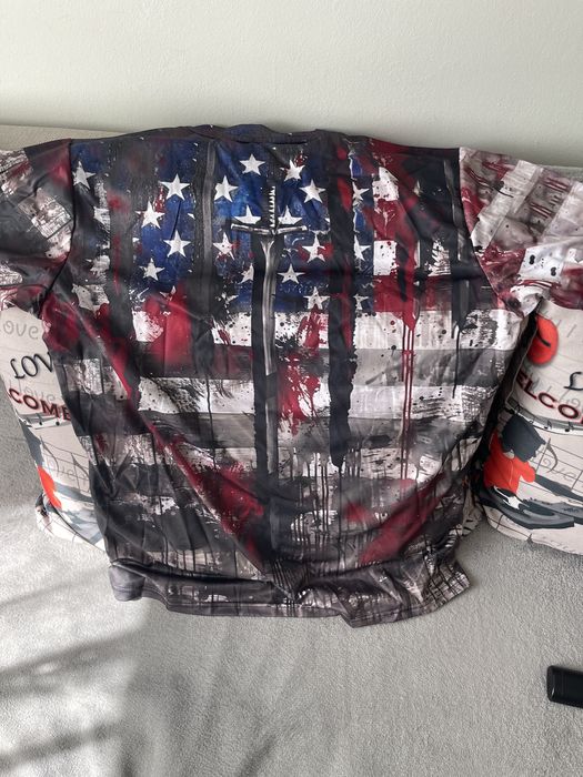 Мъжка тениска размер L