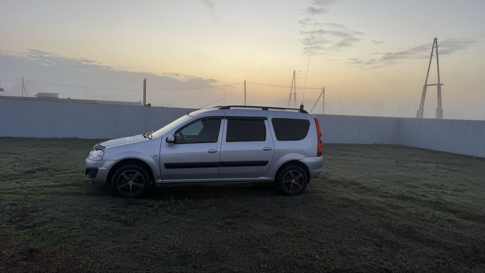 Лада Ларгус /////