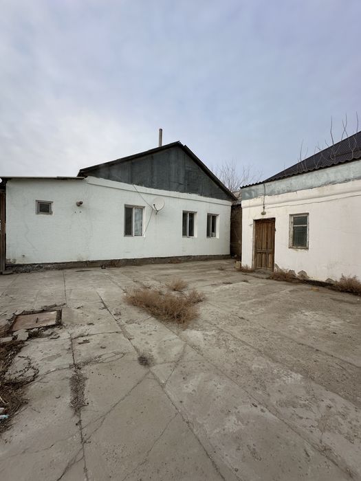 Арайдан 4 бөлмелі жер үй