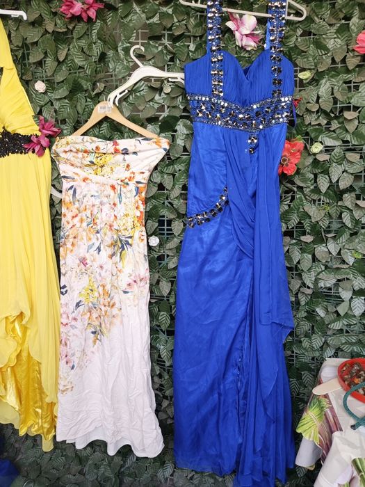 Продам вечерние, нарядные платья