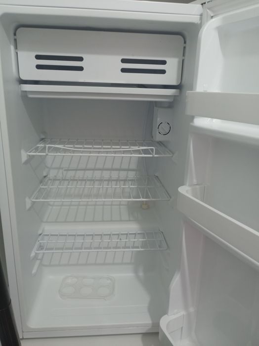 Мини холодильник новый