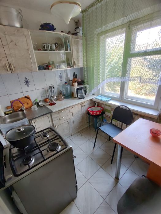 Продам 3 х комн квар., 3-5-2 этаж.