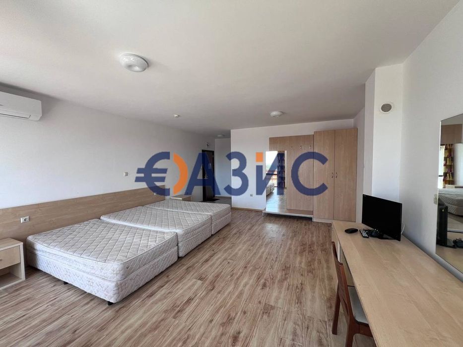 Продава се Едностаен апартамент в к.к. Слънчев бряг - 60 кв.м за 892 €/кв.м - Снимка #5
