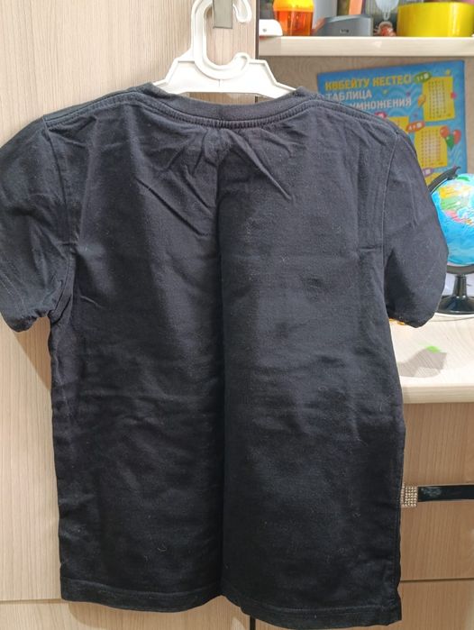Продам детские футболки
