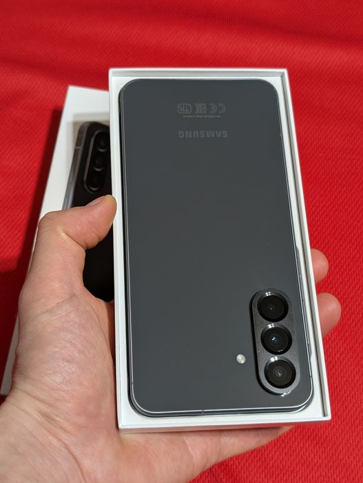 Samsung A56 128 gb Ram 8 5G EAC