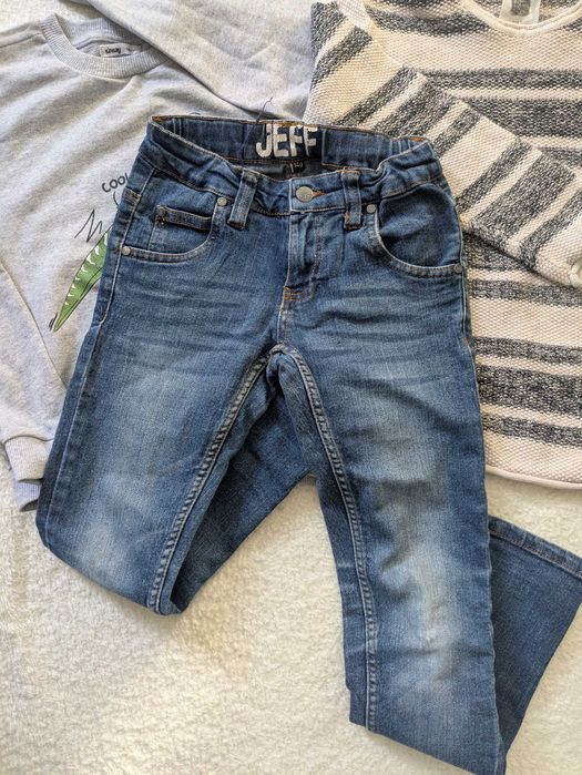 Лот дрехи, маратонки и ботуши за момче