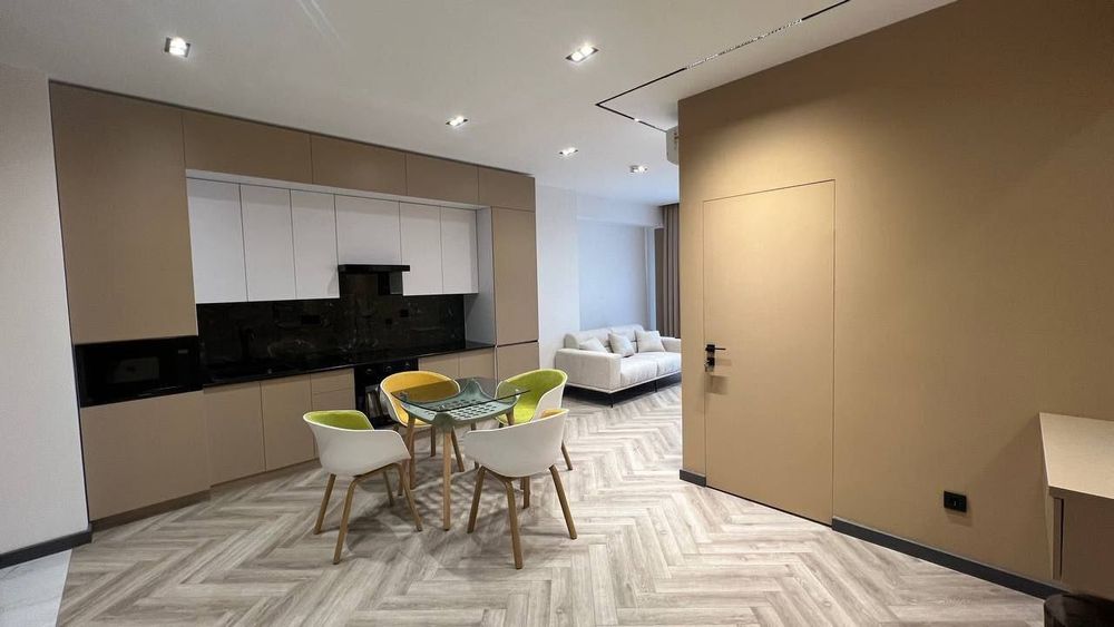 Akay City Продается 2 комнатная квартира ремонт ул.К.Ниязова, Дархан