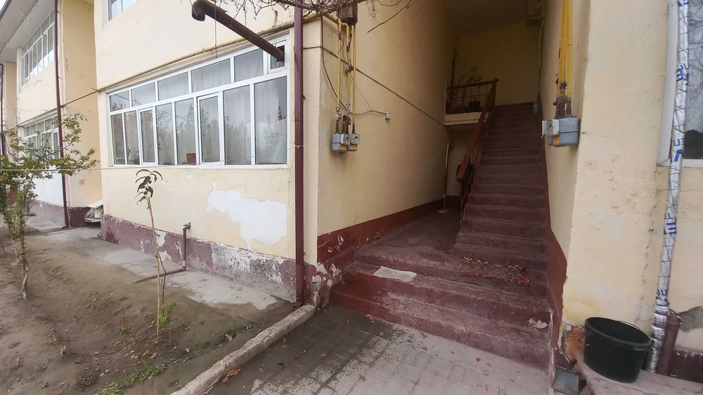 Ko`p qavatli uydagi xonadon