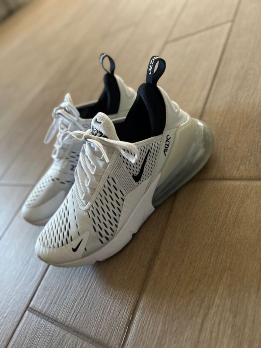 Nike Air Max 270 (White/Black)