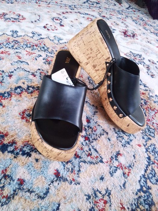 Vând sandale Zara nou nouțe