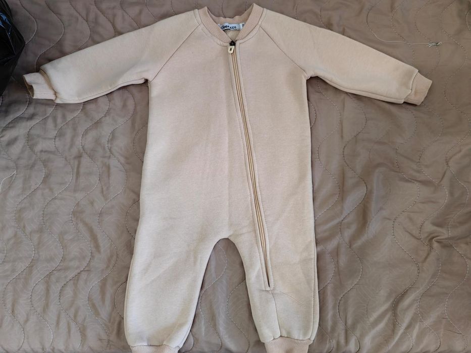 Продам детские вещи