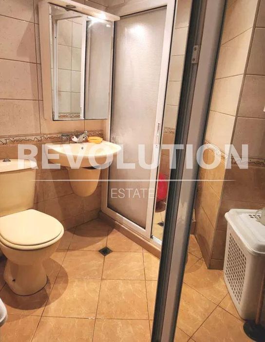 Дава се под наем Тристаен апартамент в Варна, Цветен квартал - 80 кв.м за 420 € - Снимка #3