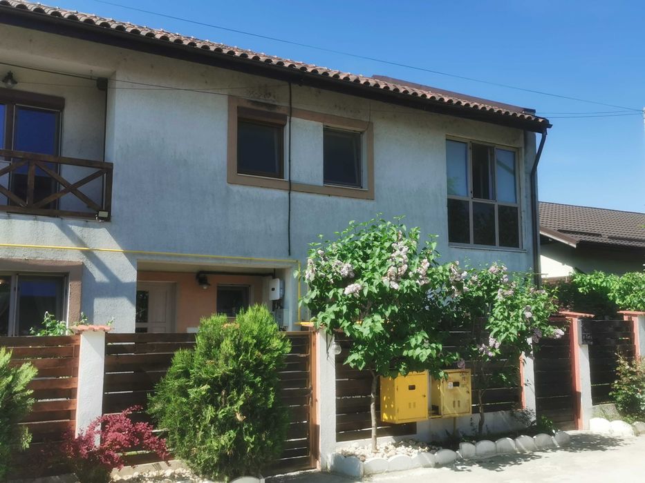 Vila tip duplex de vanzare in com.Berceni