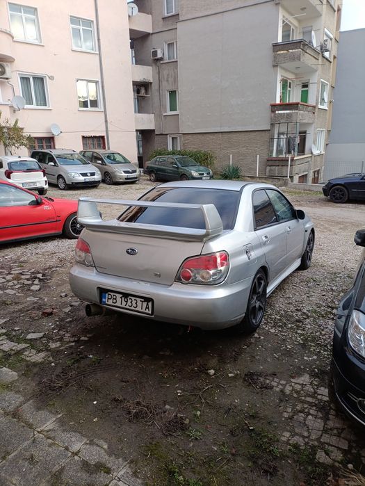 Субаро импреза wr 2.0 десен волан  възможен бартер за джип