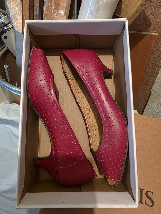 Обувки от естествена кожа