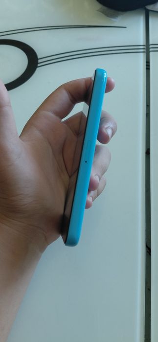 Iphone 5c pe albastru ca nou