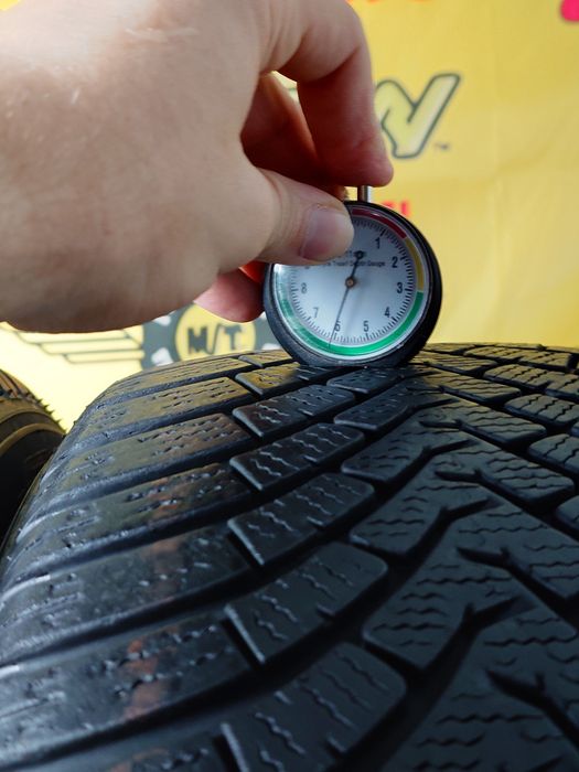 215/55R17 Falken 6,9-6,2mm anvelope in stare foarte buna