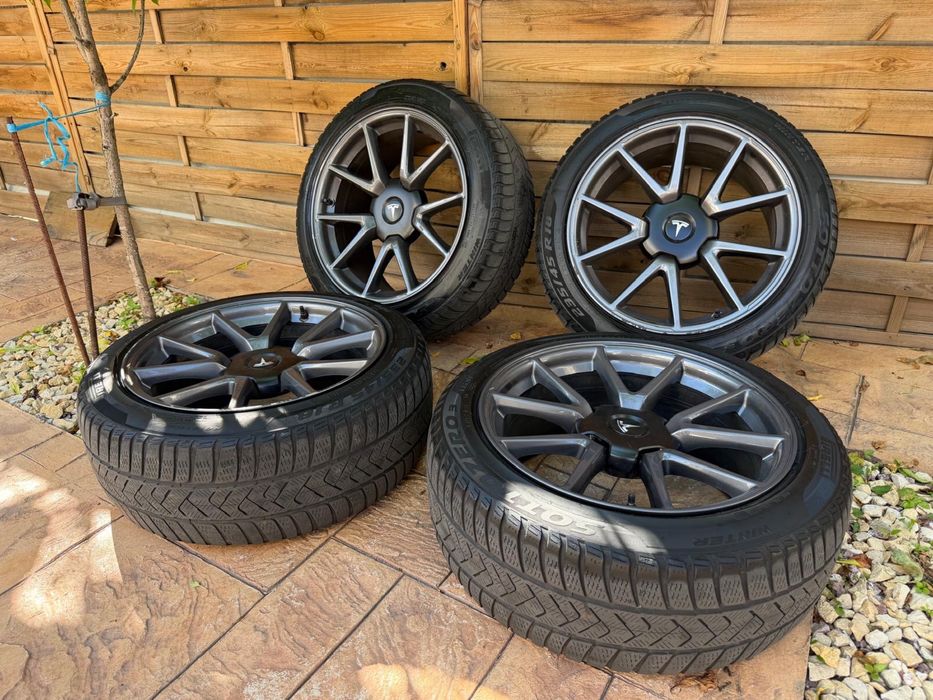 1 set roti  originale  Tesla R18 Aero