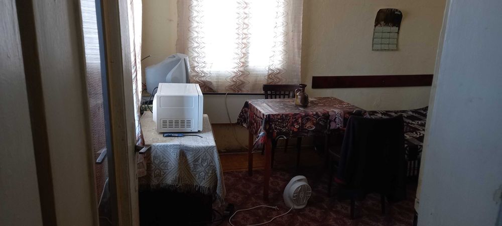 Продавам наследствен дял от апартамент