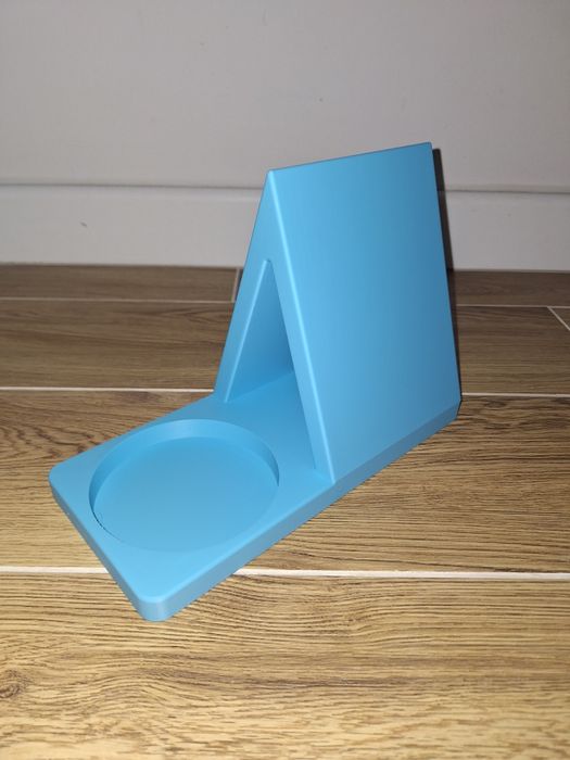 Suport carte cu slot pentru suport pahare