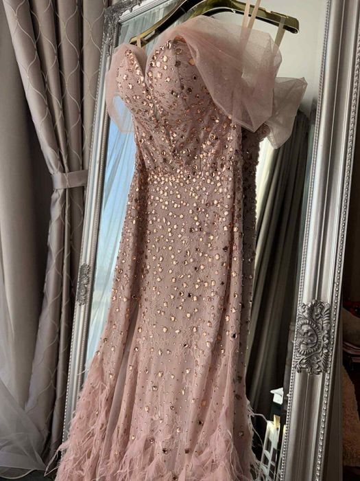 Официална рокля на Христо Чучев