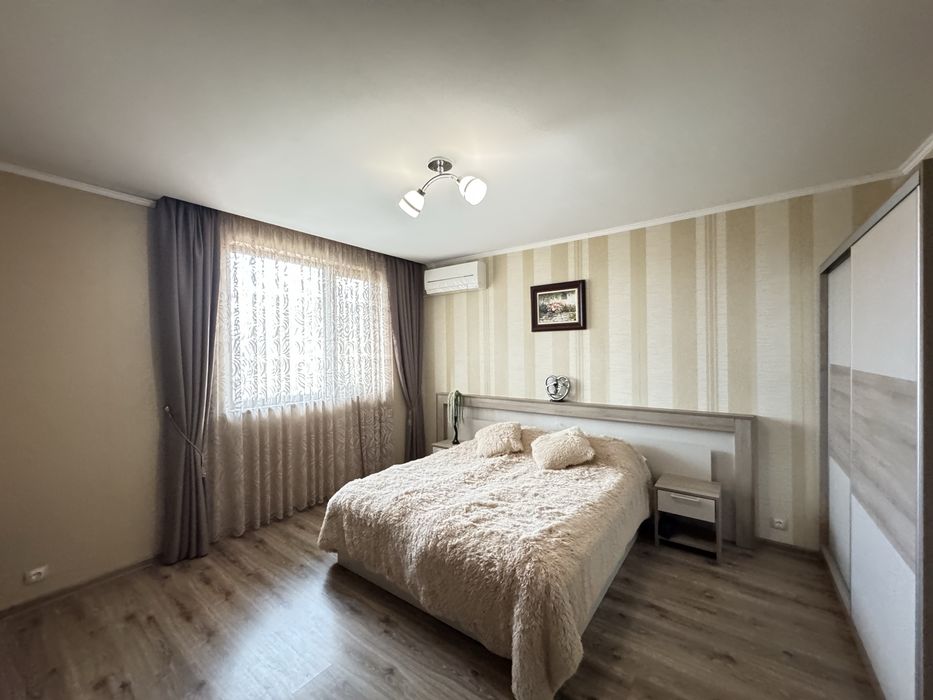 Продава се Къща в Казанлък - 270 кв.м за 943 €/кв.м - Снимка #16