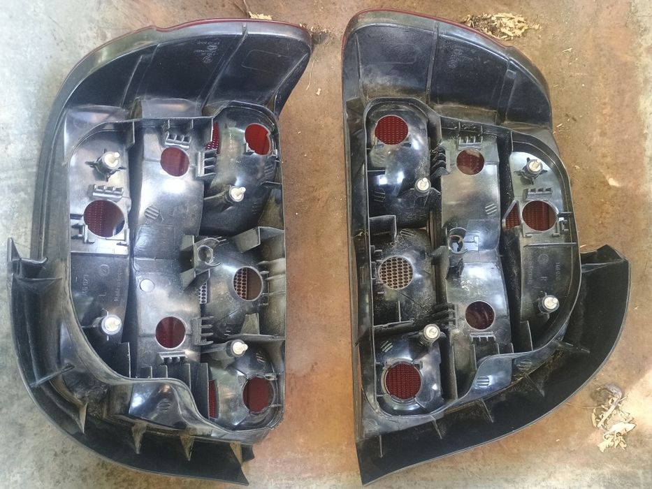 2 stopuri spate BMW