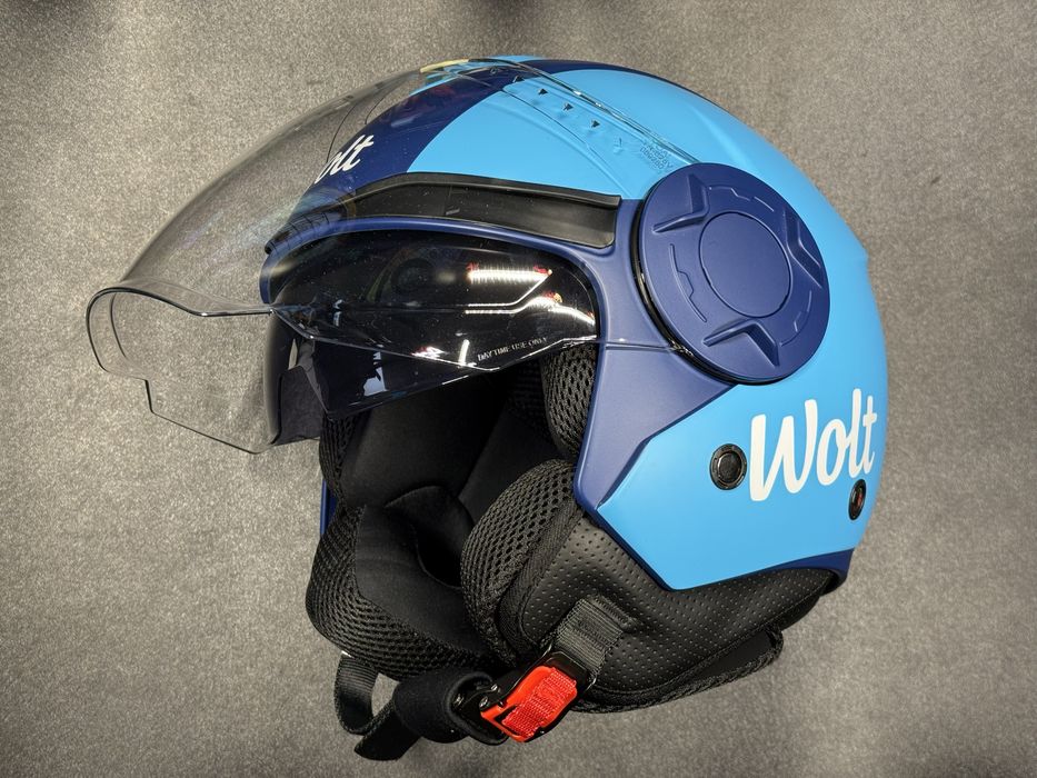 Cască Wolt nouă mărimea M (57-58cm)