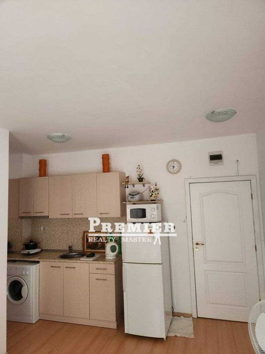 Продава се Двустаен апартамент в к.к. Слънчев бряг - 54 кв.м за 834 €/кв.м - Снимка #9