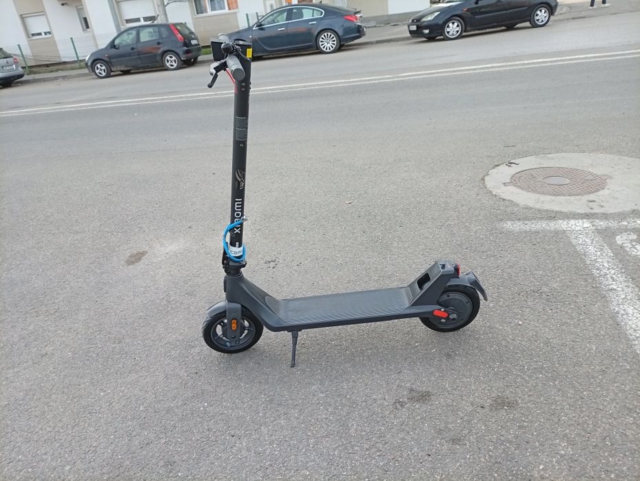 De vânzare trotineta