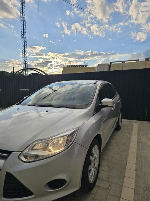 FORD Focus 2013 — imagine 4