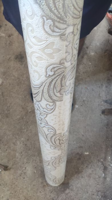 1 рулон обои сатылады