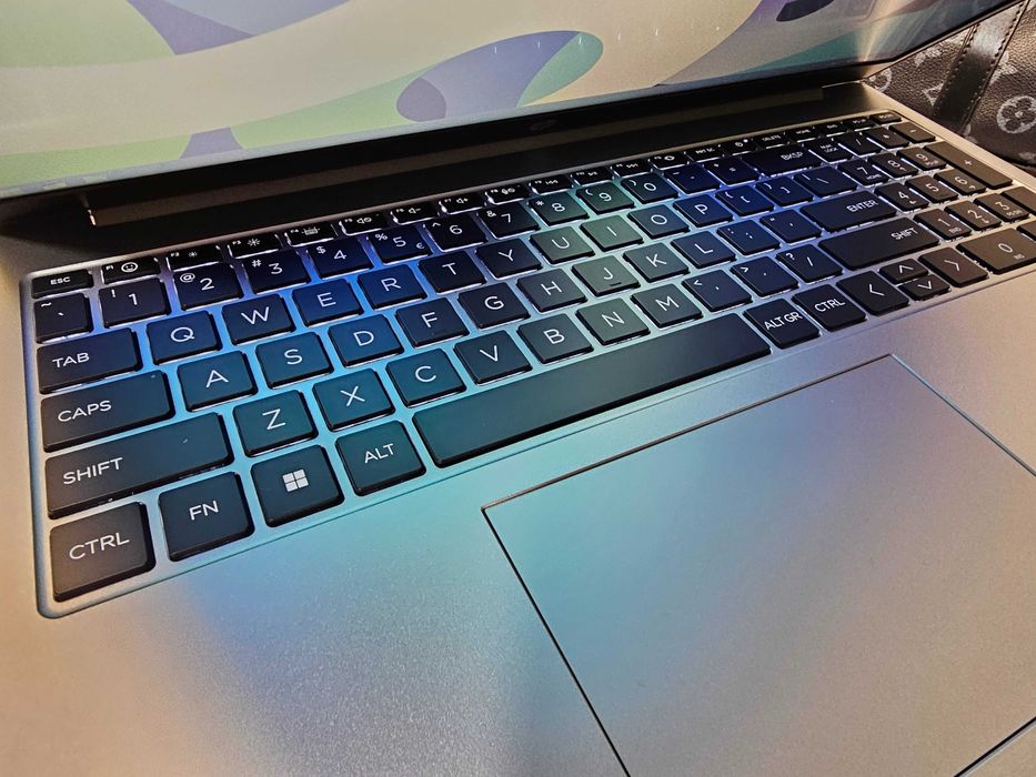 ПРОДАМ HP 255G10 Мощный Ноутбук Ryzen™5-7530U/8GBD5/512SSD/15.6"FullHD