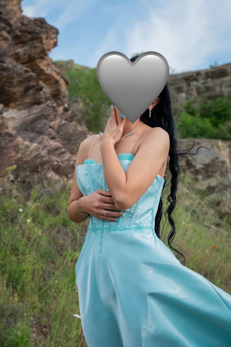 Официална рокля