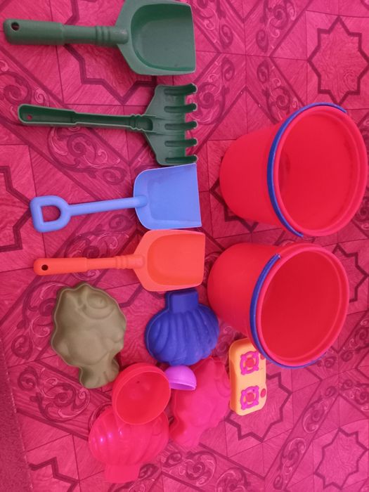 Игрушки, продам все за 18000т.