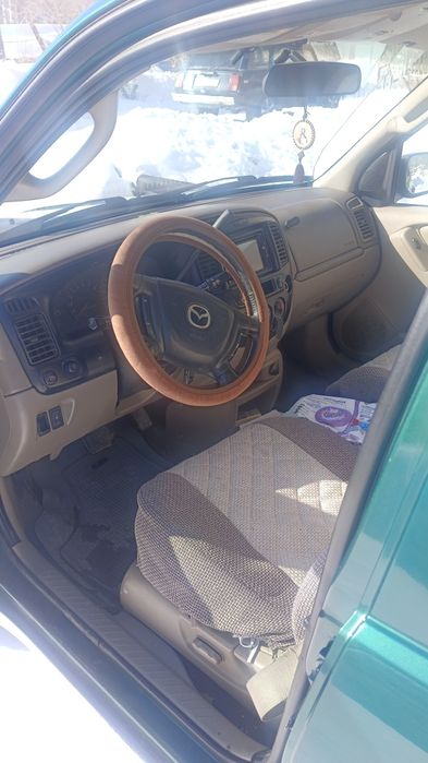 Продам Мазду трибьют