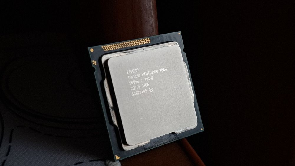Комплект процессоров Intel i5-4460 + 2× E7400
