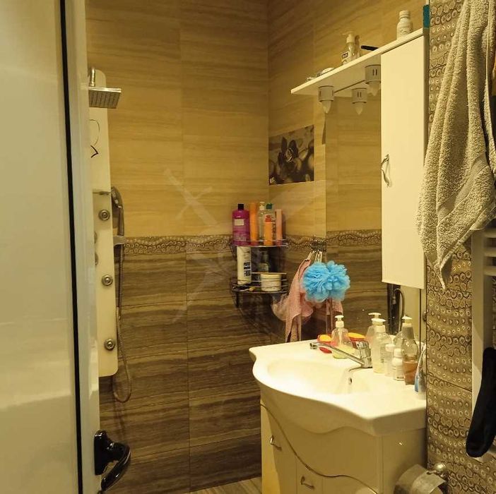 Продава се Многостаен апартамент в Пловдив, Сточна гара - 100 кв.м за 1300 €/кв.м - Снимка #5